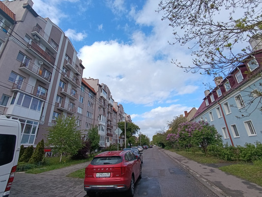 Продам однокомнатную (1-комн.) квартиру, Глинки ул, 1, Калининград г