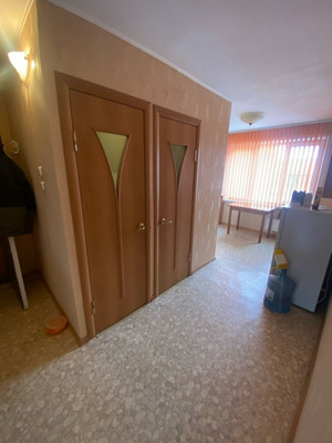 Продам трехкомнатную (3-комн.) квартиру, Каспарова ул, 3, Армавир г