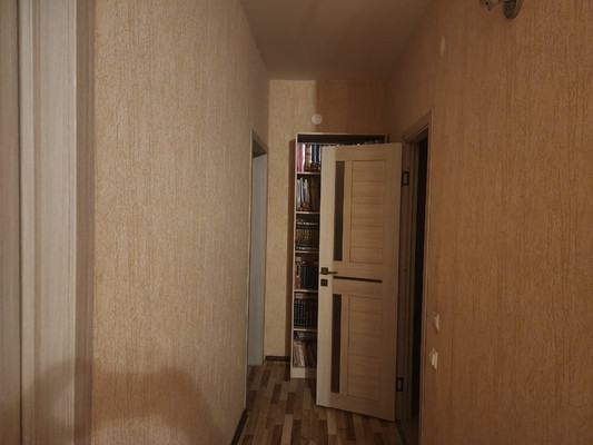 Продам трехкомнатную (3-комн.) квартиру, им. Александра Покрышкина ул, 4/10, Краснодар г
