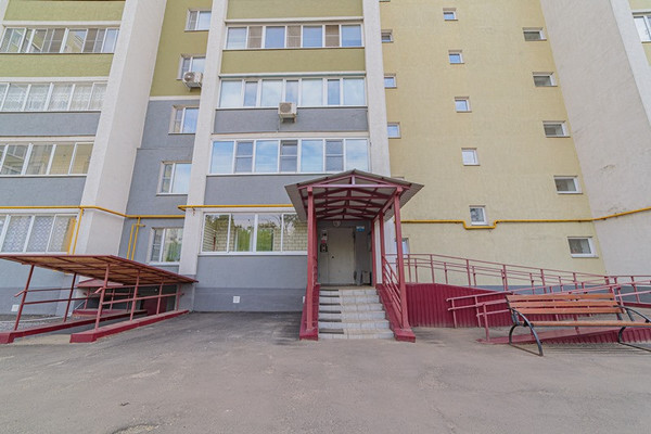 Продам двухкомнатную (2-комн.) квартиру, Бородина ул, 27, Пенза г