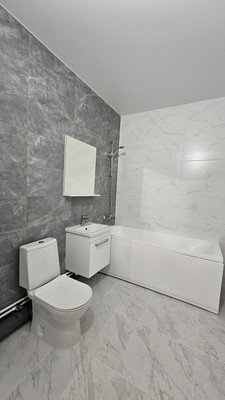 Продам двухкомнатную (2-комн.) квартиру, Уральская ул, 25, Санкт-Петербург г