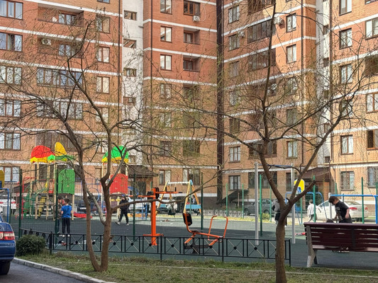 Продам многокомнатную квартиру, Московская ул, 12к4, Нальчик г
