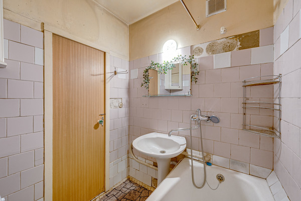 Продам двухкомнатную (2-комн.) квартиру, Туристская ул, 29к1, Москва г