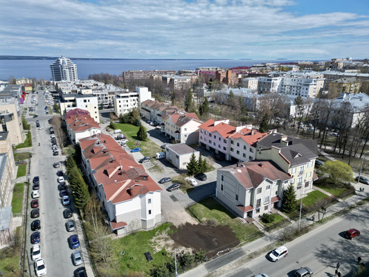 Продам таунхаус, Еремеева (Центр р-н) ул, 42, Петрозаводск г, 0 км от города