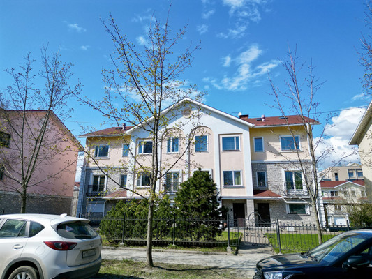 Продам таунхаус, Еремеева (Центр р-н) ул, 42, Петрозаводск г, 0 км от города
