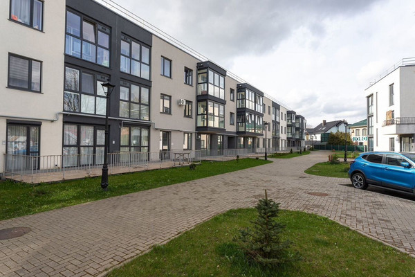 Продам двухкомнатную (2-комн.) квартиру, Согласия ул, 56, Калининград г