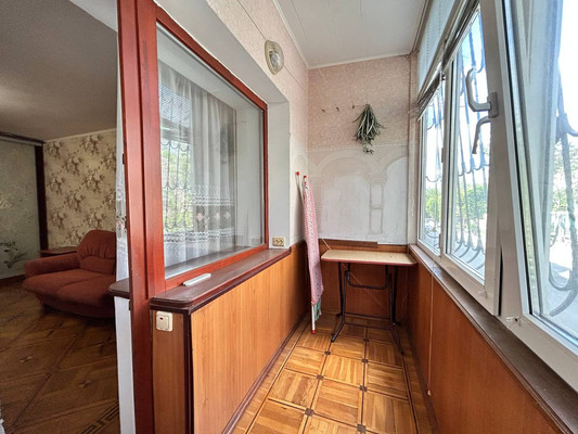 Продам трехкомнатную (3-комн.) квартиру, Генерала Захарова ул, 9к2, Симферополь г
