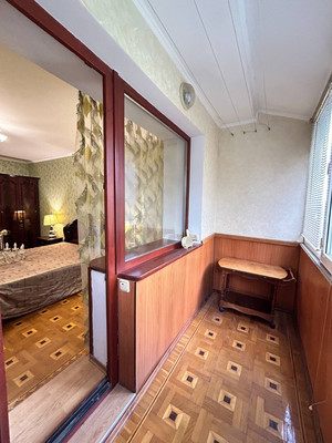Продам трехкомнатную (3-комн.) квартиру, Генерала Захарова ул, 9к2, Симферополь г