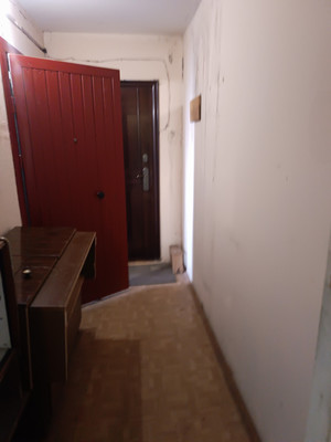 Продам однокомнатную (1-комн.) квартиру, Урицкого пр-кт, 99, Луга г