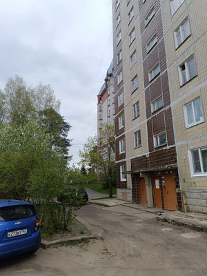 Продам однокомнатную (1-комн.) квартиру, Урицкого пр-кт, 99, Луга г
