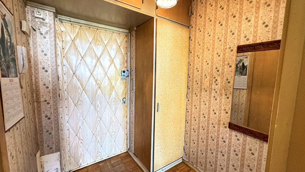 Продам однокомнатную (1-комн.) квартиру, Ореховый проезд, 19, Москва г