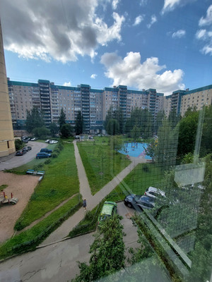 Продам трехкомнатную (3-комн.) квартиру, Планерная ул, 23к2, Санкт-Петербург г