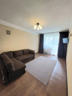 Продам трехкомнатную (3-комн.) квартиру, Планерная ул, 23к2, Санкт-Петербург г