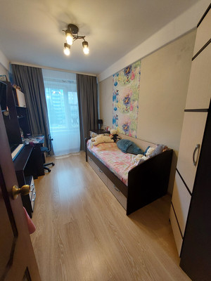 Продам трехкомнатную (3-комн.) квартиру, Планерная ул, 23к2, Санкт-Петербург г