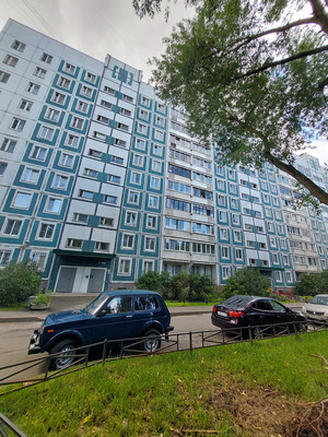 Продам трехкомнатную (3-комн.) квартиру, Планерная ул, 23к2, Санкт-Петербург г