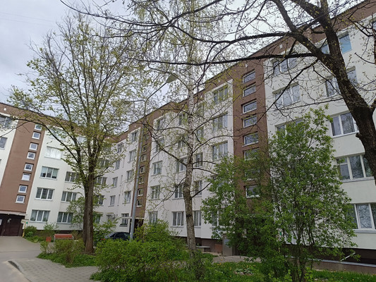 Продам однокомнатную (1-комн.) квартиру, Кирова пр-кт, 31, Луга г