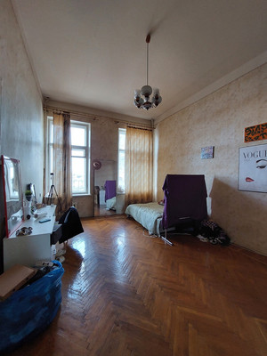 Продам трехкомнатную (3-комн.) квартиру, Биржевой пер, 1/10А, Санкт-Петербург г
