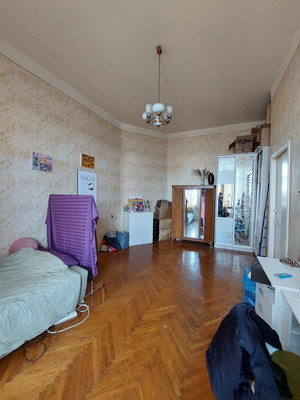 Продам трехкомнатную (3-комн.) квартиру, Биржевой пер, 1/10А, Санкт-Петербург г