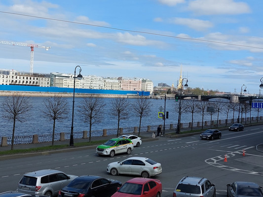 Продам трехкомнатную (3-комн.) квартиру, Биржевой пер, 1/10А, Санкт-Петербург г