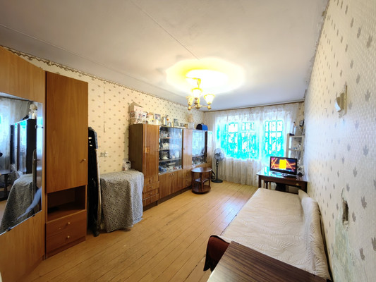 Продам двухкомнатную (2-комн.) квартиру, Светлая ул, 30, Казань г