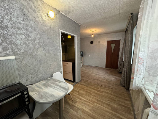 Продам двухкомнатную (2-комн.) квартиру, Кирова ул, 26, Комсомольск-на-Амуре г