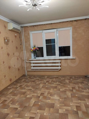 Продам двухкомнатную (2-комн.) квартиру, Гоголя ул, 196, Кропоткин г
