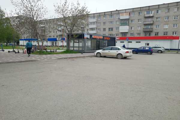 Сдам торговое помещение 608,8 м2, Шестакова ул, 38, Каменск-Уральский г