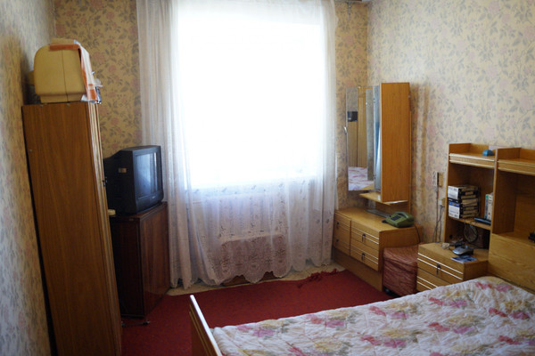 Продам двухкомнатную (2-комн.) квартиру, Космонавтов ул, 49, Казань г