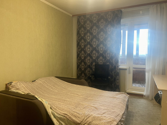 Продам трехкомнатную (3-комн.) квартиру, Шереметьевский проезд, 4, Рязань г
