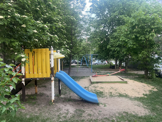 Продам трехкомнатную (3-комн.) квартиру, Шереметьевский проезд, 4, Рязань г