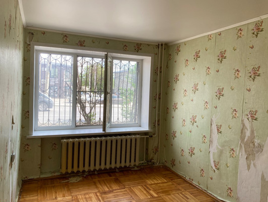 Продам трехкомнатную (3-комн.) квартиру, Дачная ул, 14, Ростов-на-Дону г
