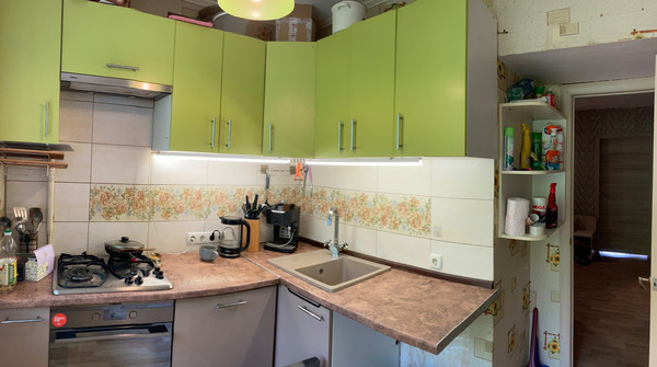 Продам трехкомнатную (3-комн.) квартиру, Дачная ул, 14, Ростов-на-Дону г