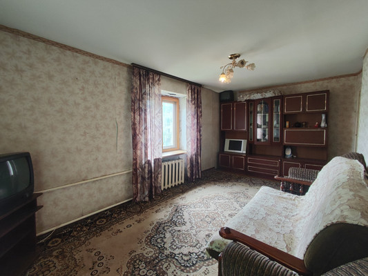 Продам двухкомнатную (2-комн.) квартиру, Островского ул, 18, Рязань г