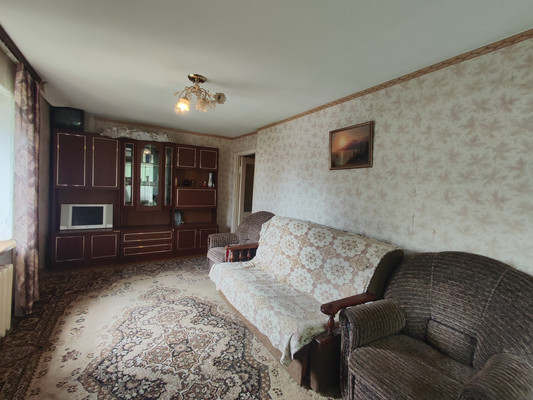 Продам двухкомнатную (2-комн.) квартиру, Островского ул, 18, Рязань г