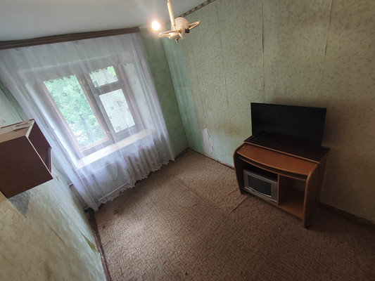Продам двухкомнатную (2-комн.) квартиру, Островского ул, 18, Рязань г