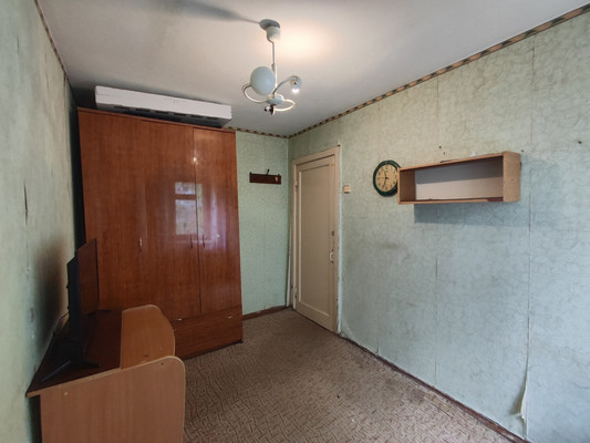 Продам двухкомнатную (2-комн.) квартиру, Островского ул, 18, Рязань г
