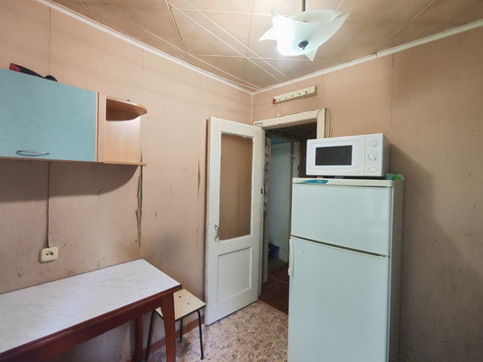 Продам двухкомнатную (2-комн.) квартиру, Островского ул, 18, Рязань г