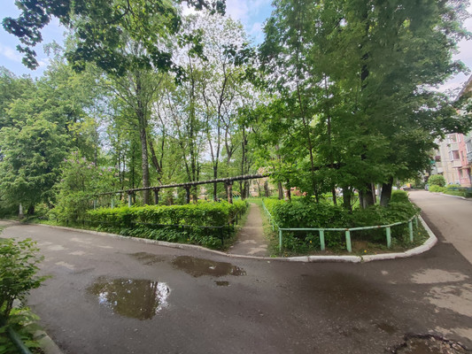 Продам двухкомнатную (2-комн.) квартиру, Островского ул, 18, Рязань г