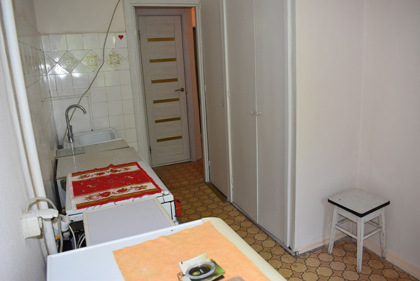 Продам однокомнатную (1-комн.) квартиру, Новоизмайловский пр-кт, 22к1, Санкт-Петербург г