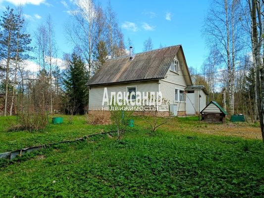 Продам дом в поселке Красногвардеец, 86, Лейпясуо п, 105 км от города