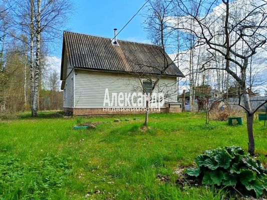 Продам дом в поселке Красногвардеец, 86, Лейпясуо п, 105 км от города
