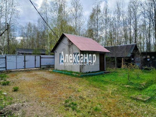 Продам дом в поселке Красногвардеец, 86, Лейпясуо п, 105 км от города