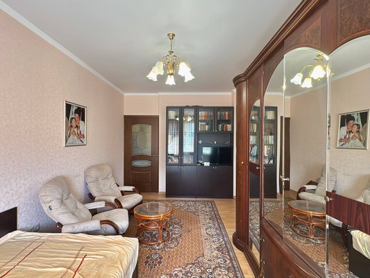 Продам двухкомнатную (2-комн.) квартиру, Речная ул, 6, Туапсе г