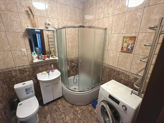 Продам двухкомнатную (2-комн.) квартиру, Речная ул, 6, Туапсе г