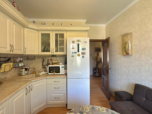 Продам двухкомнатную (2-комн.) квартиру, Речная ул, 6, Туапсе г