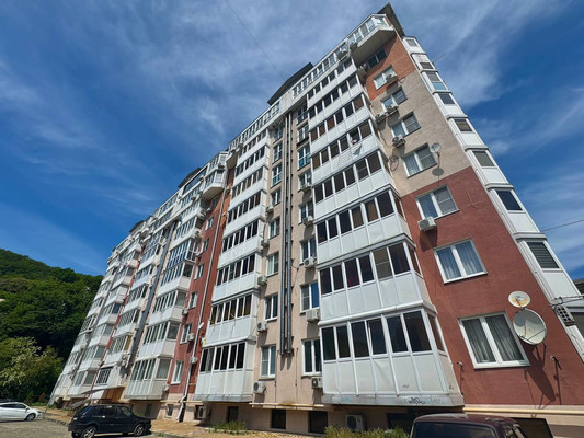 Продам двухкомнатную (2-комн.) квартиру, Речная ул, 6, Туапсе г