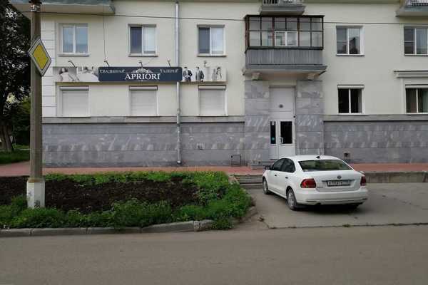 Сдам торговое помещение 224,6 м2, Исетская ул, 37, Каменск-Уральский г