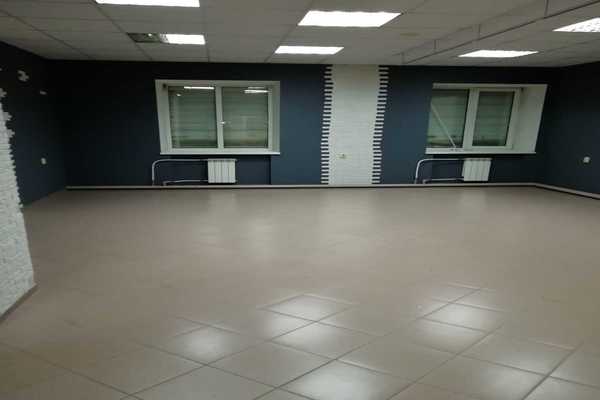 Сдам торговое помещение 224,6 м2, Исетская ул, 37, Каменск-Уральский г