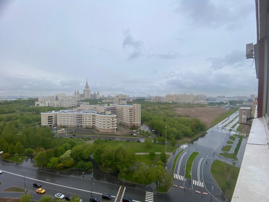 Продам двухкомнатную (2-комн.) квартиру, Мичуринский пр-кт, 13к2, Москва г