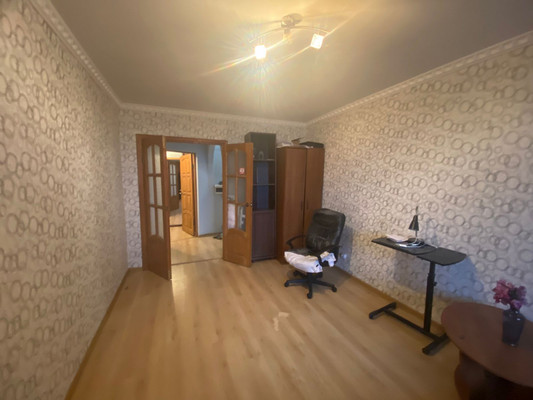 Продам двухкомнатную (2-комн.) квартиру, Мичуринский пр-кт, 13к2, Москва г